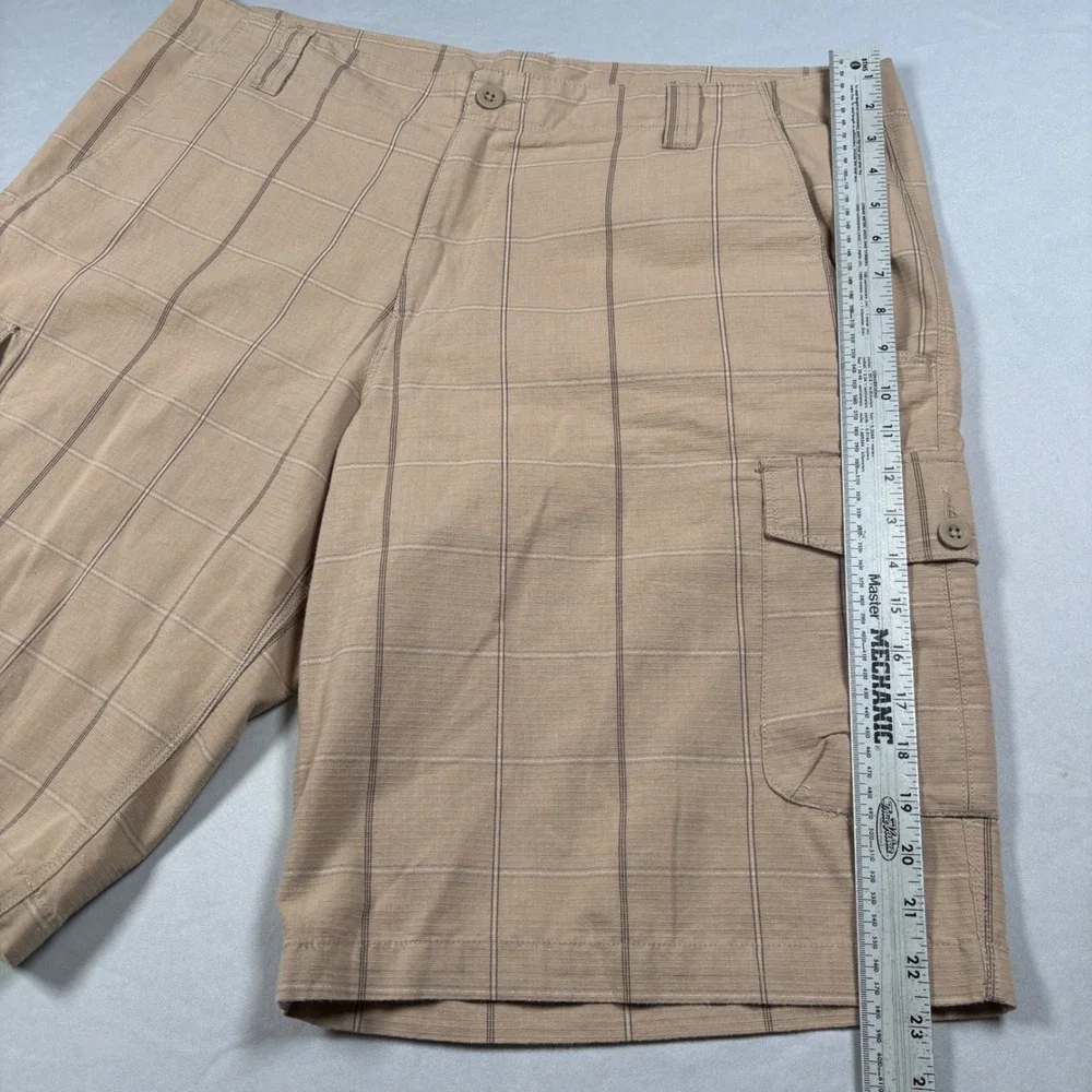 The North Face Cargo Shorts Mens 40 Tan Plaid AXEY Cotton‎ Blend Outdoor Hiking
